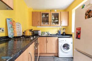 Kitchen- click for photo gallery